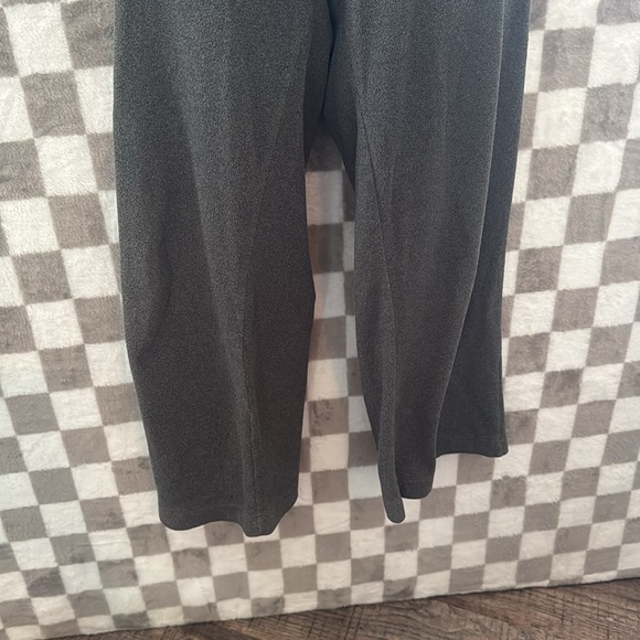 The North Face Black Wide Leg sweatpants Size S/P - Picture 3 of 11